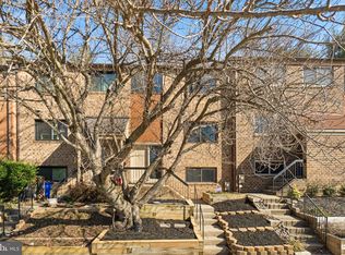 9008 Moving Water Ln, Columbia, MD 21046