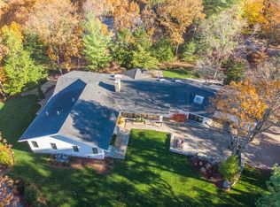 92 Royalston Rd, Wellesley, MA 02481