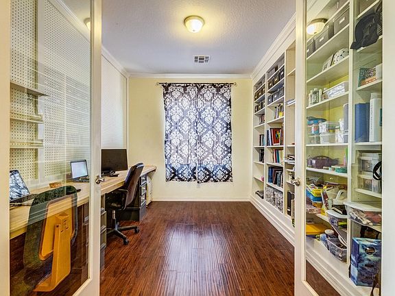 3rd image of 40766 W Colby Dr