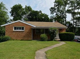 11047 Azalea Dr, Pittsburgh, PA 15235