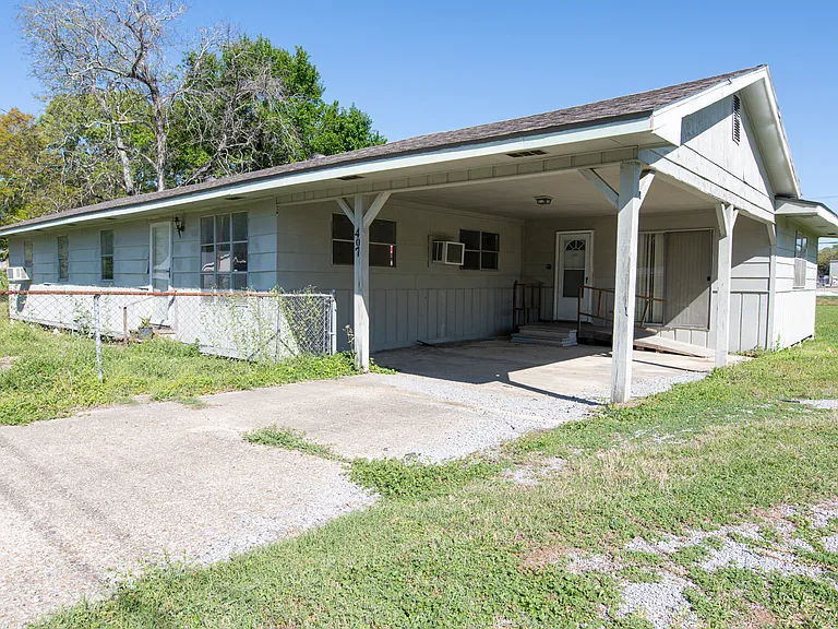407 Nugier St — Photo 11