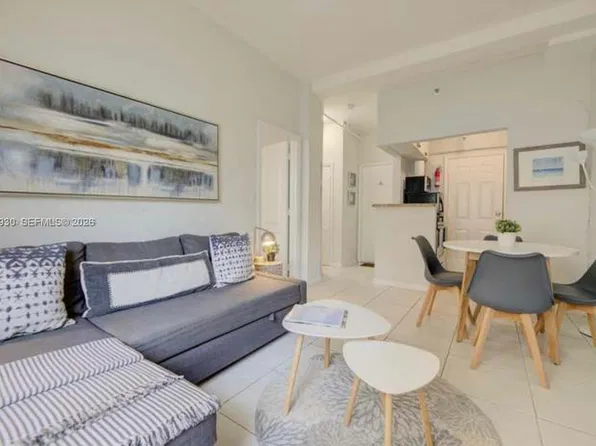 3030 Collins Ave APT 1G, Miami Beach, FL 33140