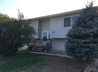2031 Meadow Ln, Rapid City, SD 57703