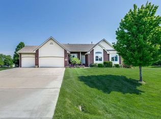 15600 W Hendryx St, Goddard, KS 67052