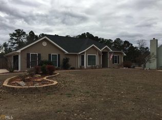 205 Firethorne Dr, Newnan, GA 30265