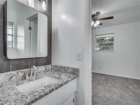 359 W Elder Dr — Photo 4