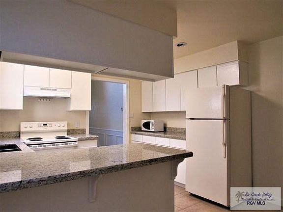2nd image of 2100 W San Marcelo Blvd
