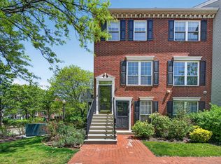 1 Cypress St, Jersey City, NJ 07305