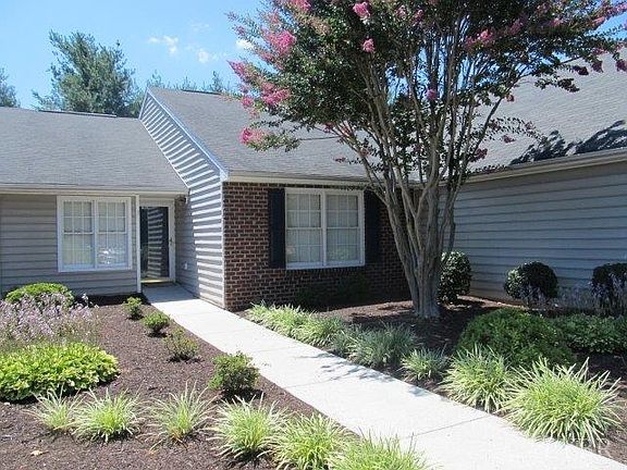 2nd image of 1055 Jefferson Oaks Ct Unit 3
