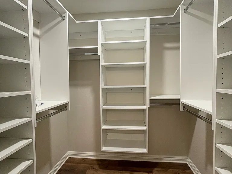2568 Albatross St #4C — Photo 6