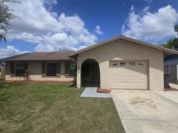 813 Senate Ct, Tampa, FL 33613