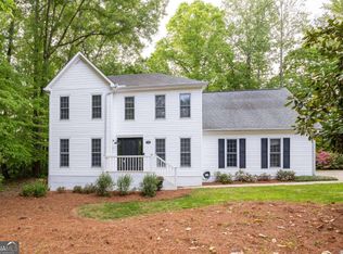 12 Indian Lake Ct, Hiram, GA 30141