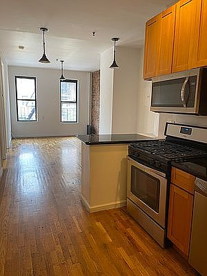 5th image of 297 W 112th St APT 3A