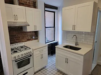 Rented by Downtown Mgt & Realty LLC