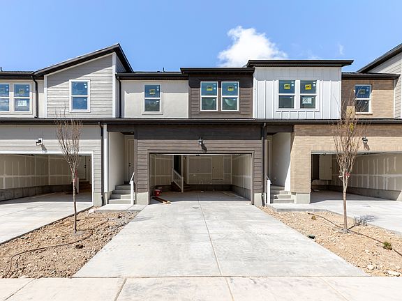 2nd image of 4816 S Heartwood Rd #423