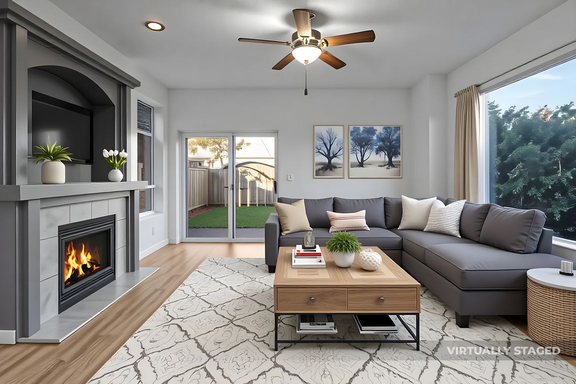 next background image