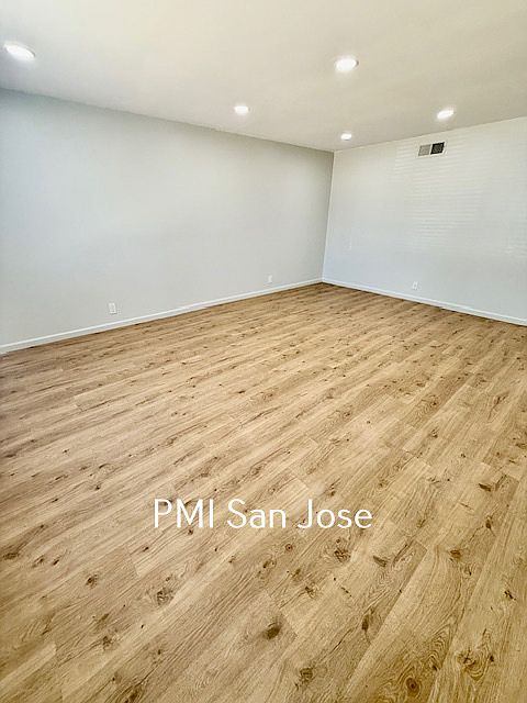 1995 Sumatra Ave - Family Room_08082025