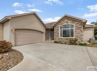 296 Tapitio Dr, Idaho Falls, ID 83401