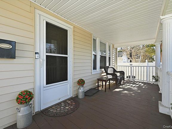 4th image of 1165 Meadowbrook Road