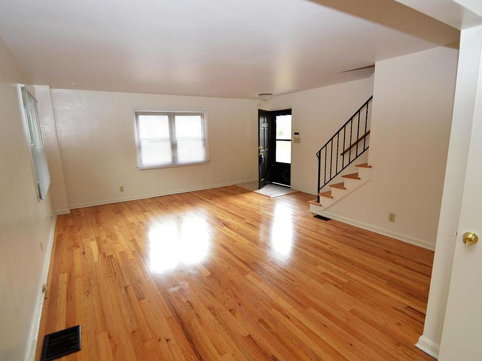 1st image of 4071 Indianola Ave