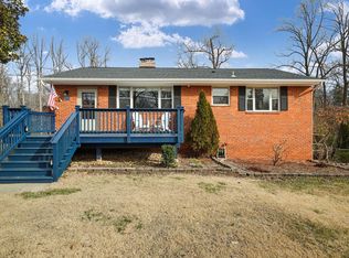 3405 Radnor Pl, Falls Church, VA 22042
