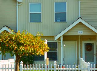 5111 Green Hills Ave NE APT B, Tacoma, WA