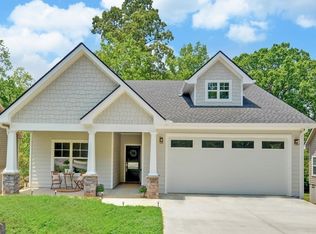 306 Water Tower Pl, Clarkesville, GA 30523