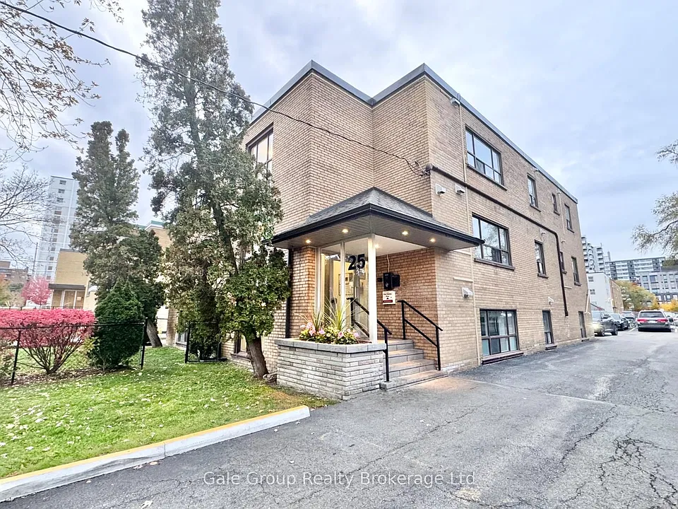 25 Paisley Blvd E #6