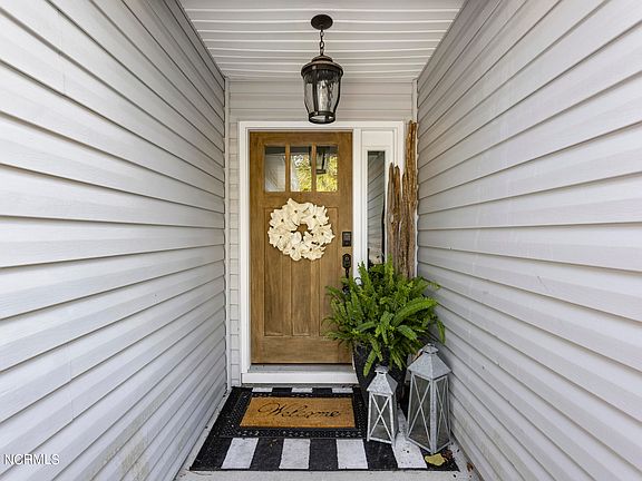 5th image of 6523 Lipscomb Drive