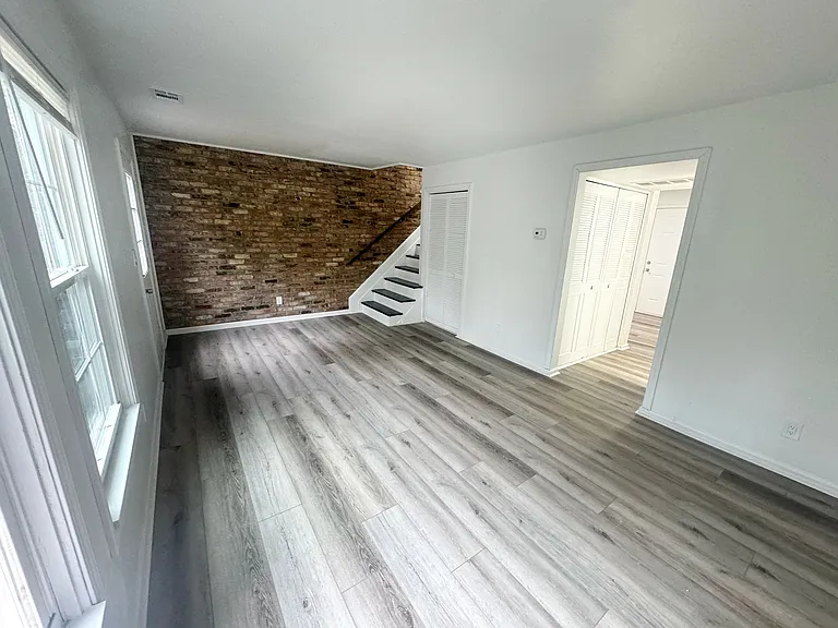 2435 Peachwood Cir NE #1 — Photo 4