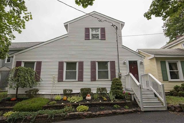 1st image of 8 Broughton Ln