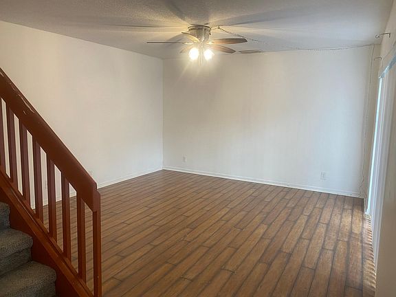 2nd image of 1482 N Lawnwood Cir APT 30A
