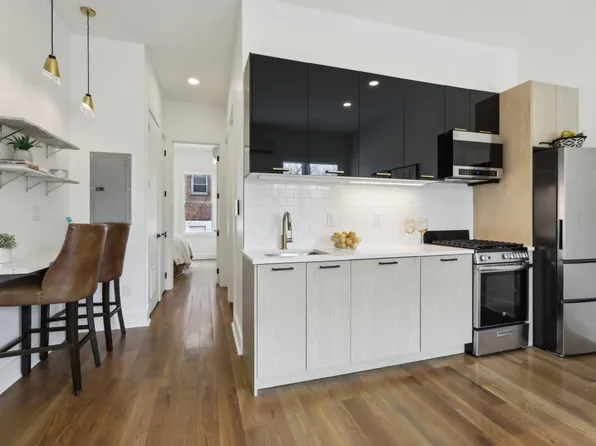 250 Van Horne Street image 1 of 48