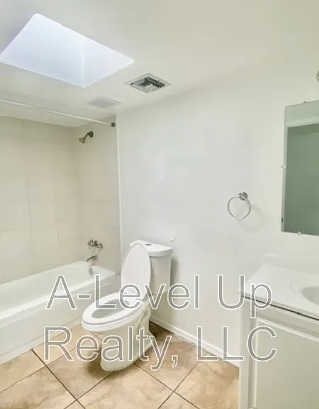 1027 S Santa Rita Ave #1 — Photo 8