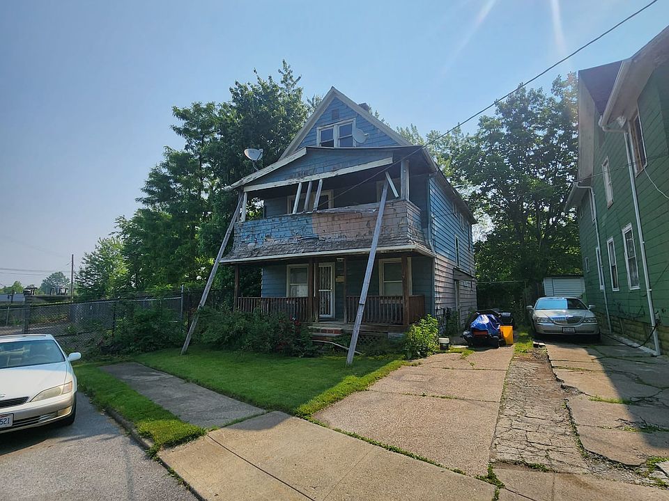 1st image of 2847 E 98th St #1/2
