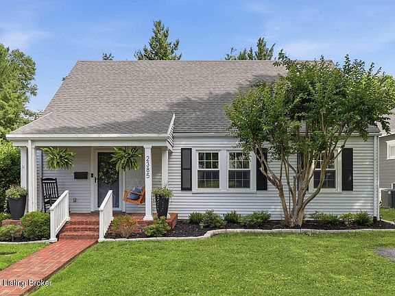 2nd image of 2385 Clarendon Ave