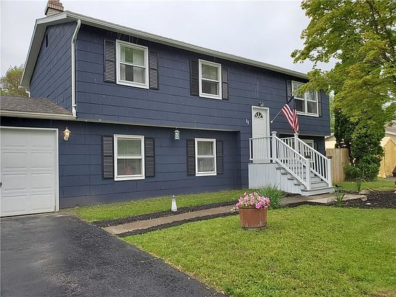 3rd image of 11 Tangerine Way