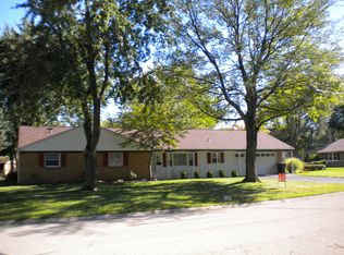 68 Dale Ridge Dr, Dayton, OH 45458