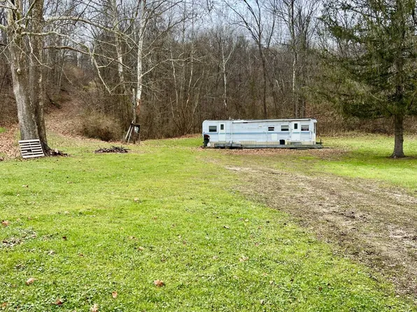 16749 Mush Run Rd, Athens, OH 45701