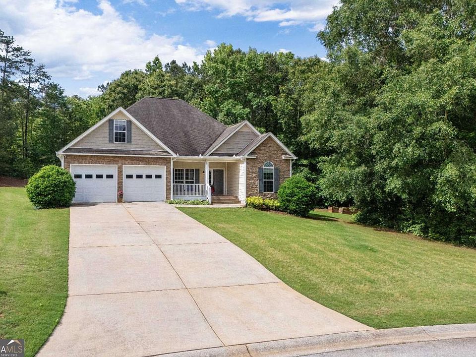 1st image of 119 Hepsie Willis Blvd
