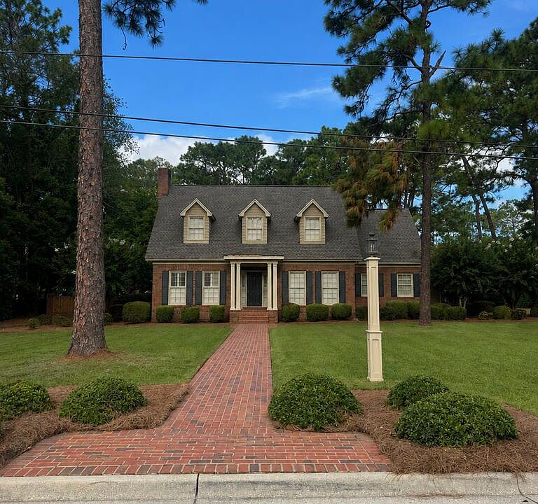 1st image of 2418 Emory Dr
