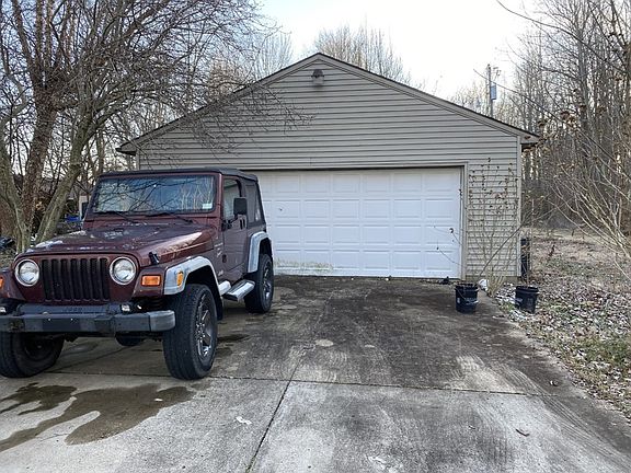 5th image of 5122 Sturbridge Pl