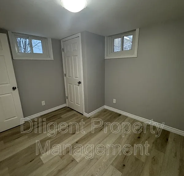 736 Stormont St #LOWER — Photo 15
