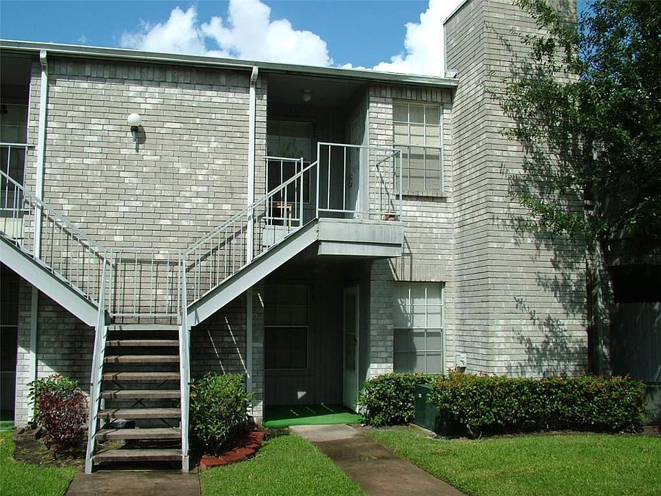 1st image of 9700 Leawood Blvd #9/903