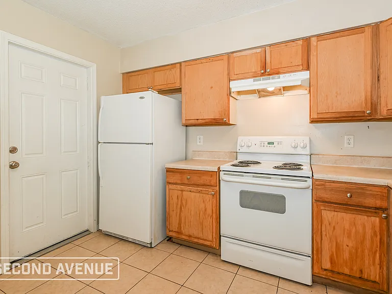 1540 Lake Shore Blvd — Photo 10