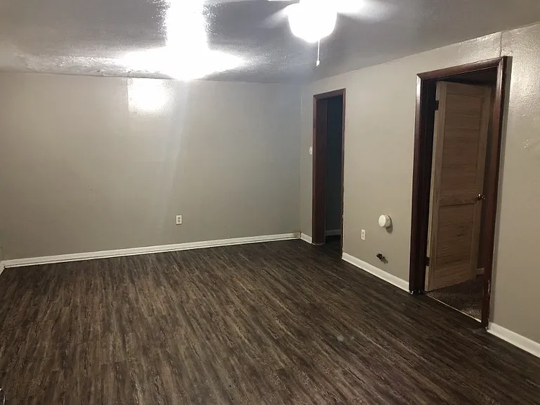 821 Edgewood St #A — Photo 3