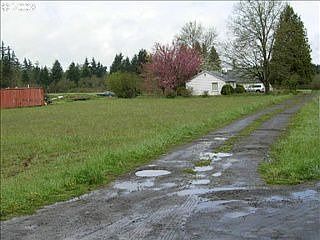 3rd image of 22904 NE 58th St