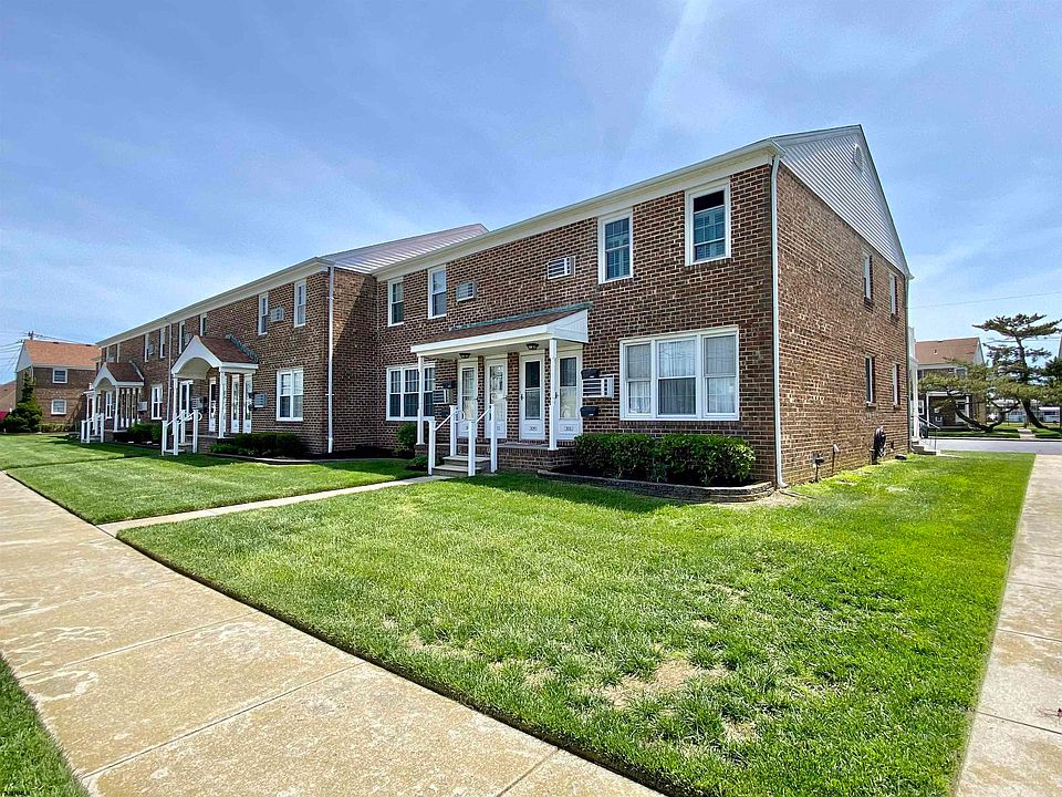 1st image of 3529 Bay Ave #24