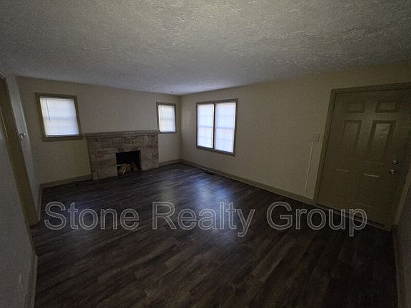 4th image of 2811 Harrison Ave