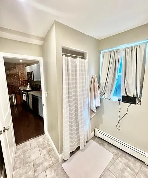 353 Hanover St #3 — Photo 10